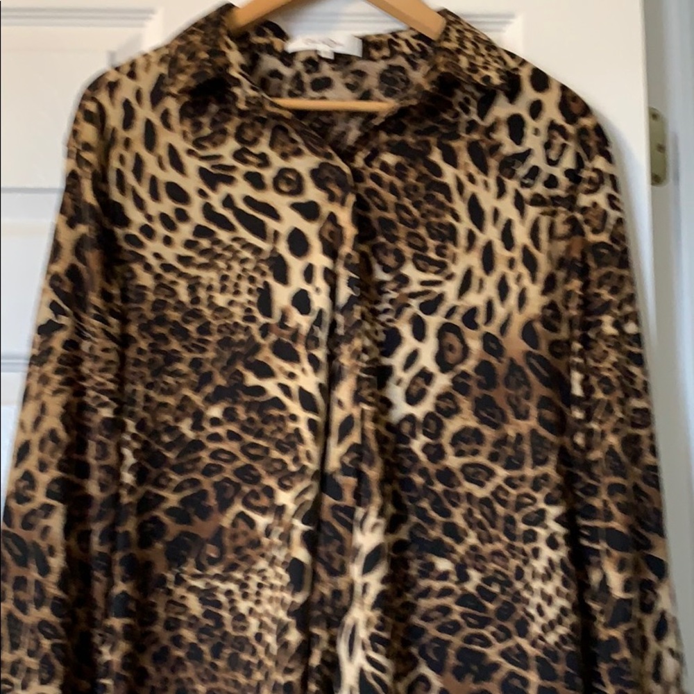Cheetah pattern top - Picture 7 of 8